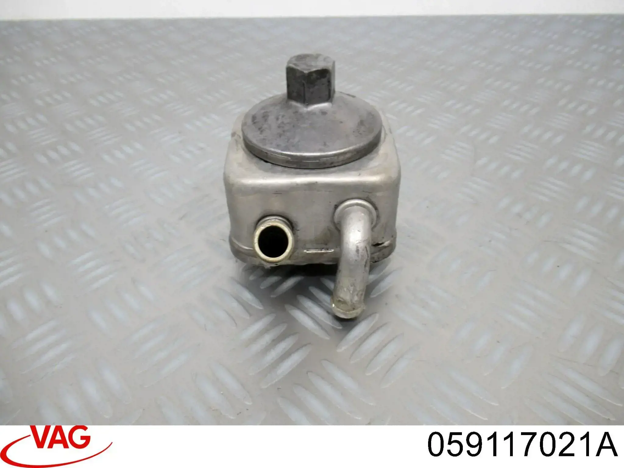 Chłodnica oleju VAG 059117021A cena, od 52,35 USD