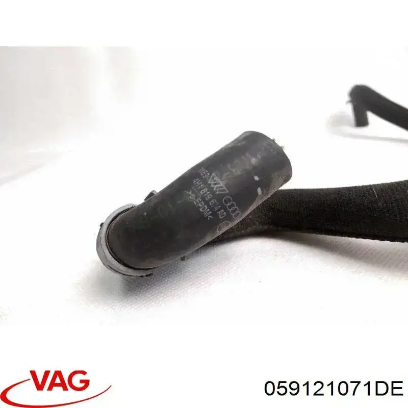 Kołnierz układu chłodzenia (trójnik) VAG 059121071DE cena, od 15,69 USD