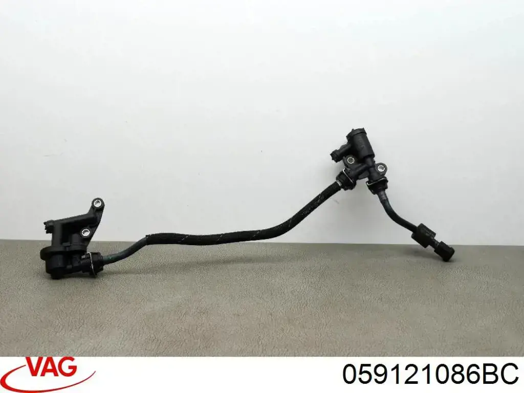 Przewód (króciec) układu chłodzenia VAG 059121086BC cena, od 126,95 USD