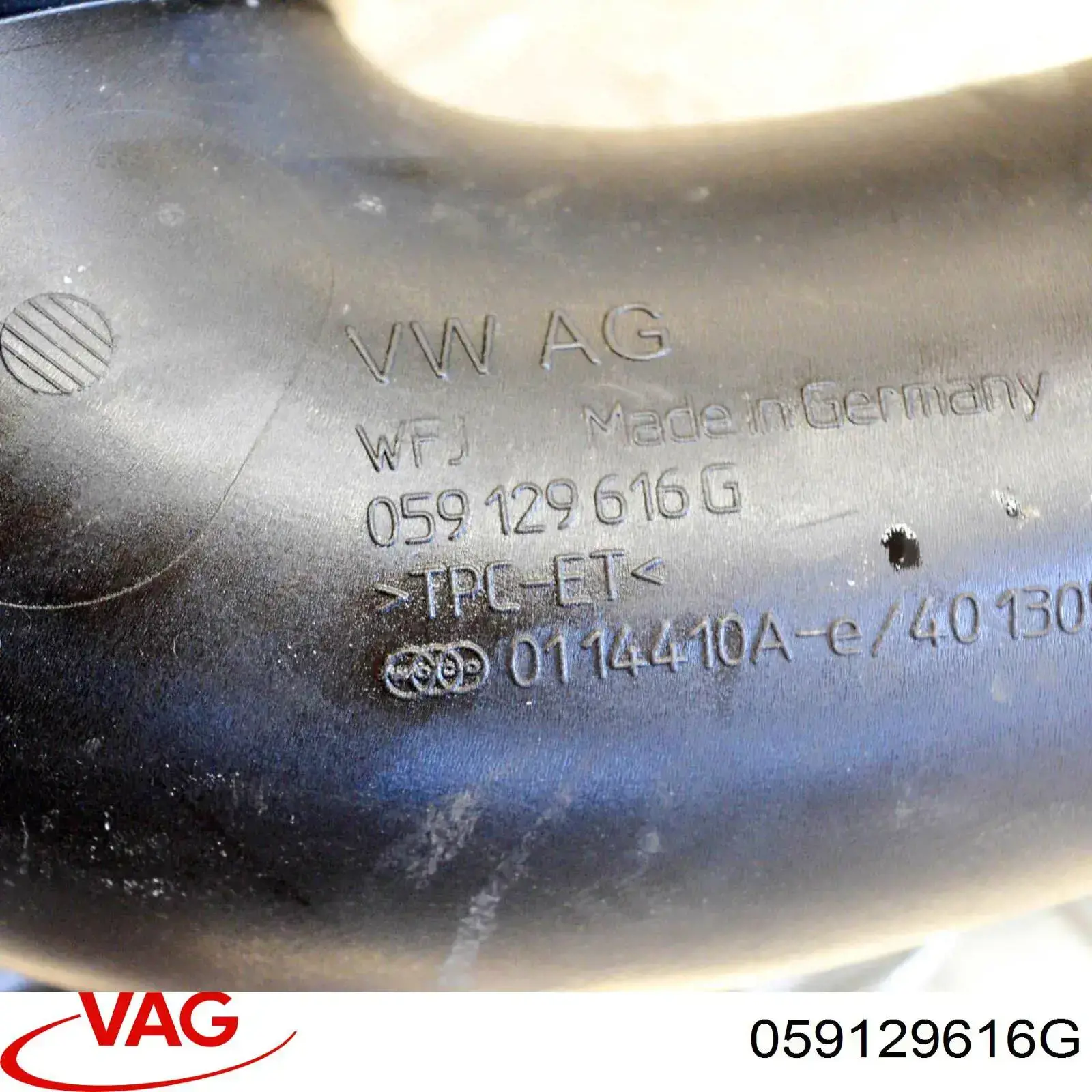 Króciec powietrza, przepływomierz do Audi Q7  4MB, 4MG, 4MQ