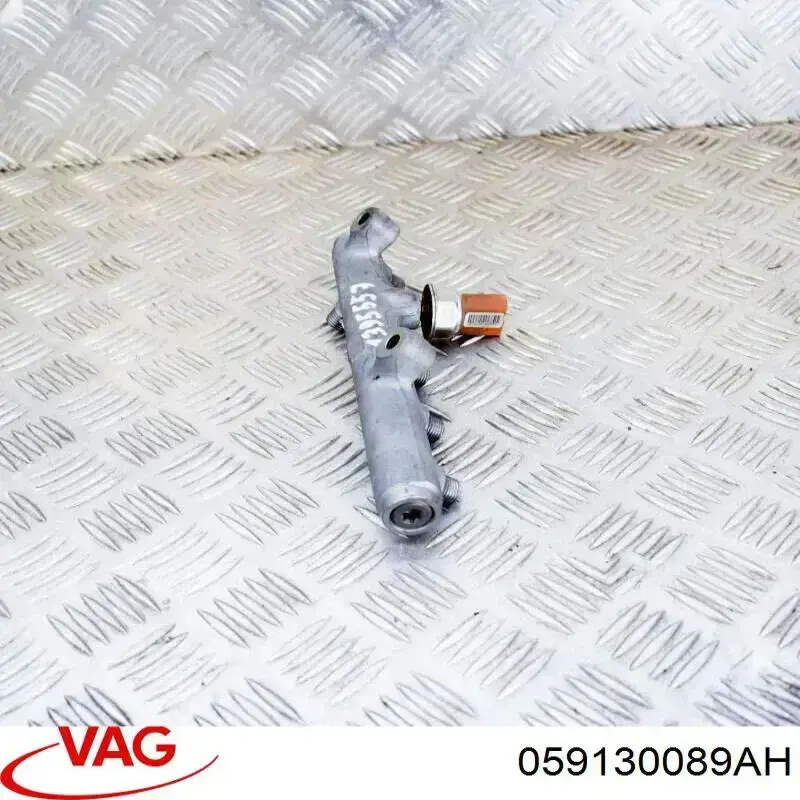 Rozdzielacz paliwa lewy VAG 059130089AH cena, od 51,51 USD