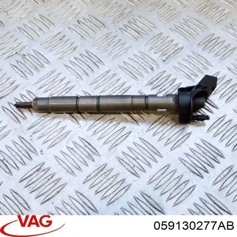 Wtryskiwacz paliwa 059130277AB VAG