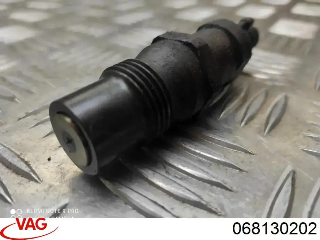 Do koszyka 068130202 VAG Wtryskiwacz paliwa