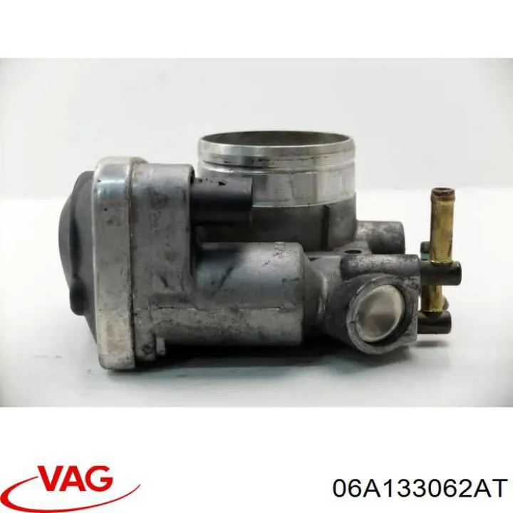 Do koszyka 06A133062AT VAG Przepustnica, komplet