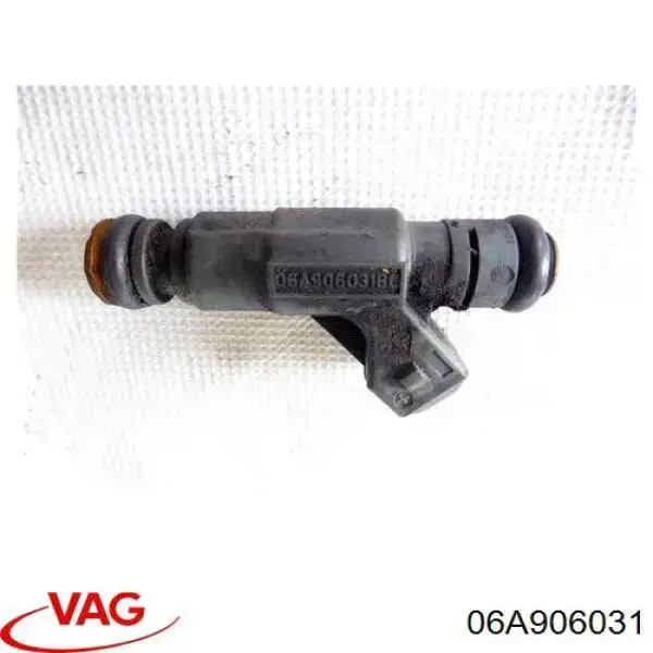 Wtryskiwacz paliwa 06A906031 VAG