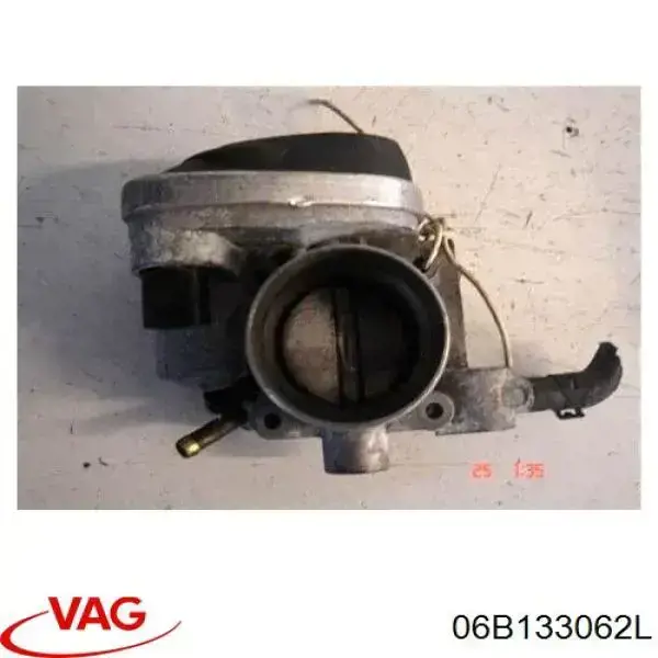 06B133062L VAG Przepustnica, komplet