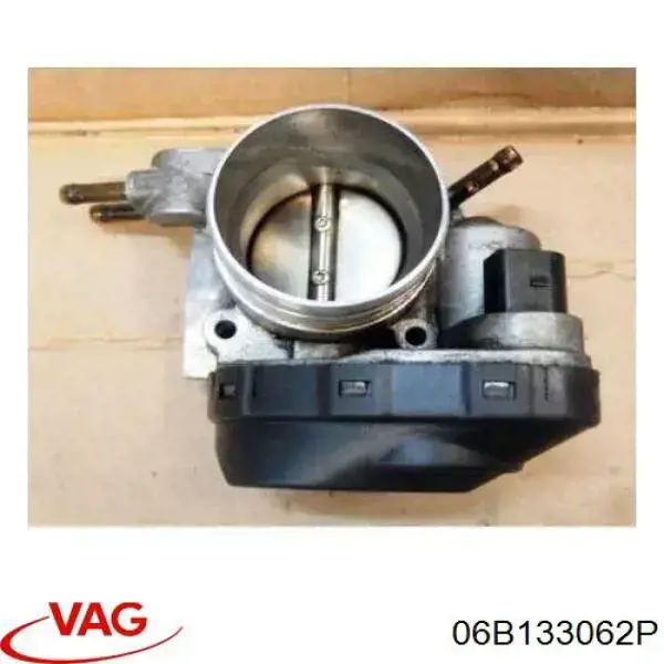 06B133062P VAG Przepustnica, komplet