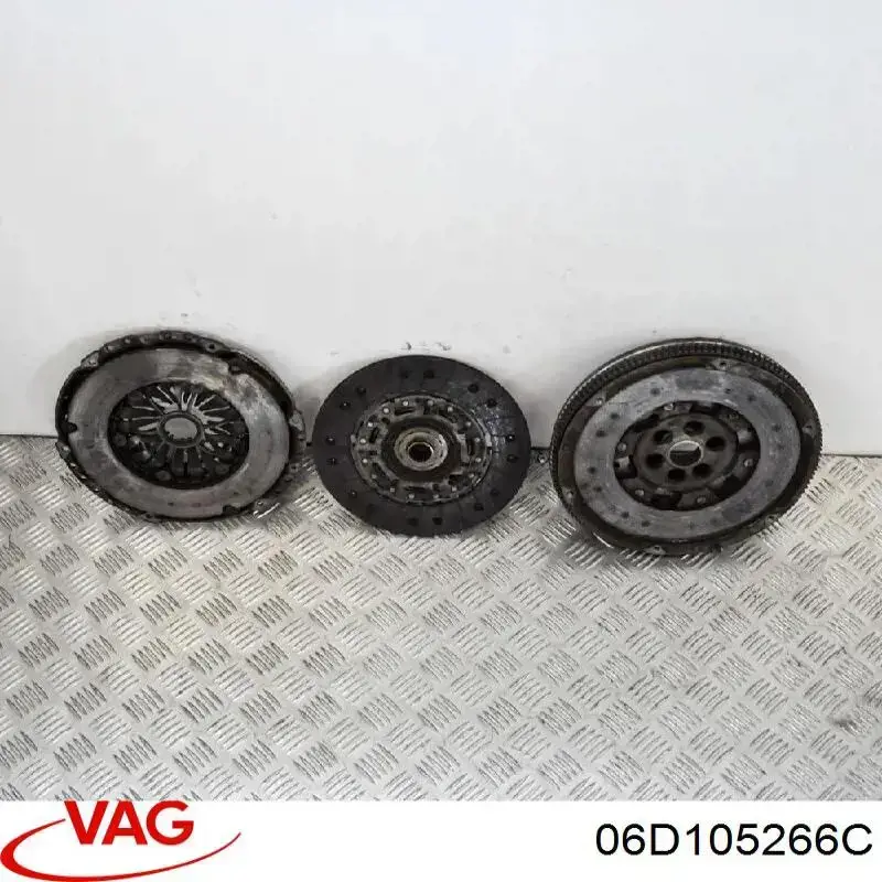 Koło zamachowe silnika VAG 06D105266C cena, od 694,83 USD