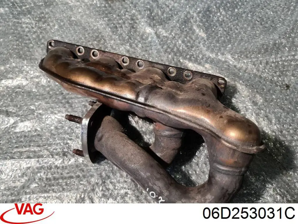 Kolektor wydechowy Audi A4 B7 sedana (8EC) (2004 - 2008) cena, od 100,98 USD