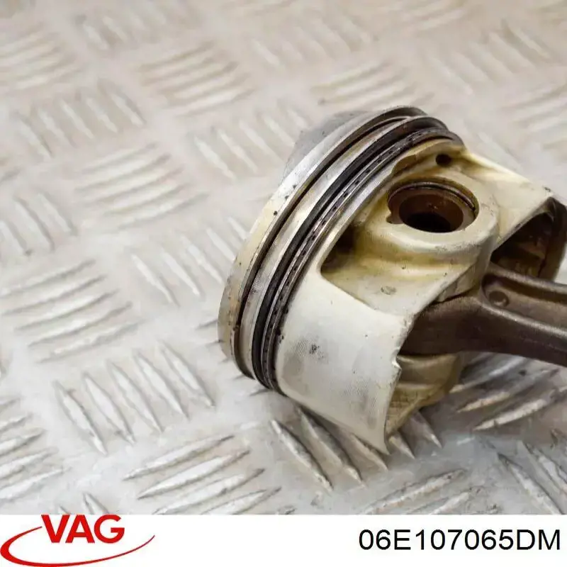 Tłok, komplet do jednego cylindru, STD VAG 06E107065DM cena, od 201,13 USD
