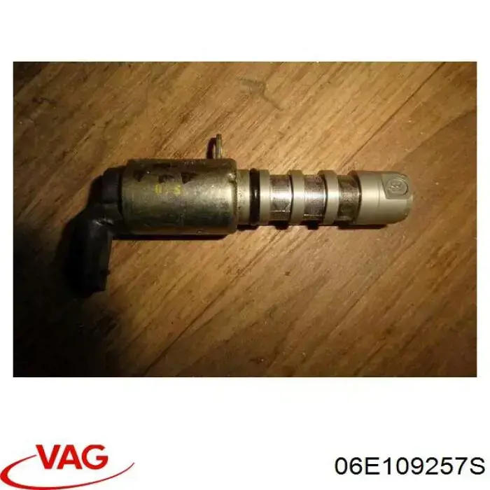 Zawór elektromagnetyczny faz rozrządu VAG 06E109257N