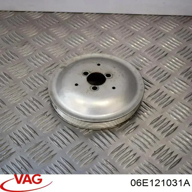 06E121031A VAG Koło pasowe pompy wodnej