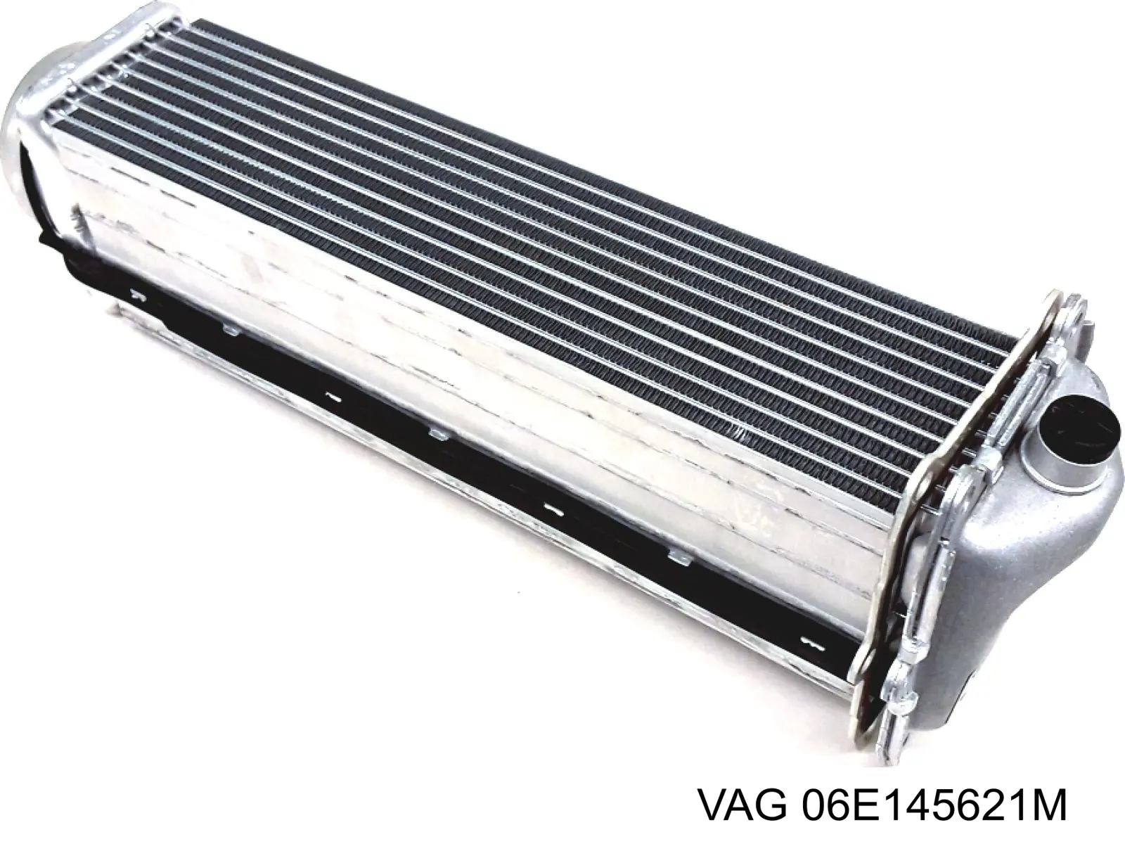 06E145621M VAG Chłodnica intercoolera