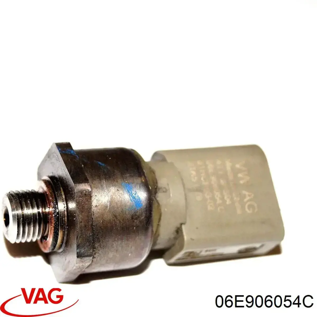 Czujnik ciśnienia oleju VAG 06E906054C cena, od 107,90 USD