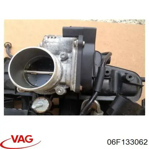 06F133062 VAG Przepustnica, komplet