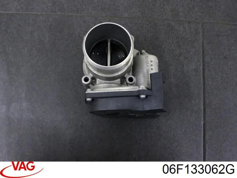06F133062G VAG Przepustnica, komplet