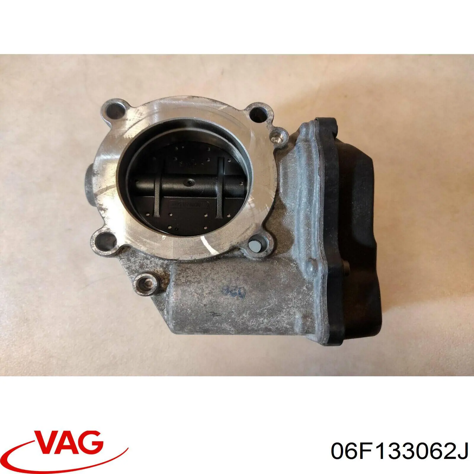 06F133062J VAG Przepustnica, komplet