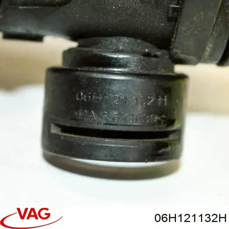 Do koszyka 06H121132H VAG Kołnierz układu chłodzenia (trójnik)