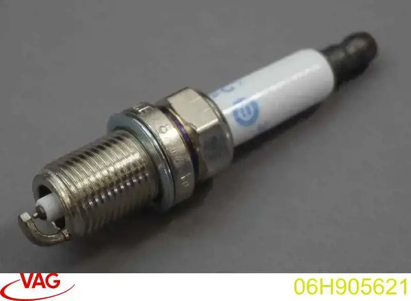 Do koszyka 06H905621 VAG Świeca zapłonowa