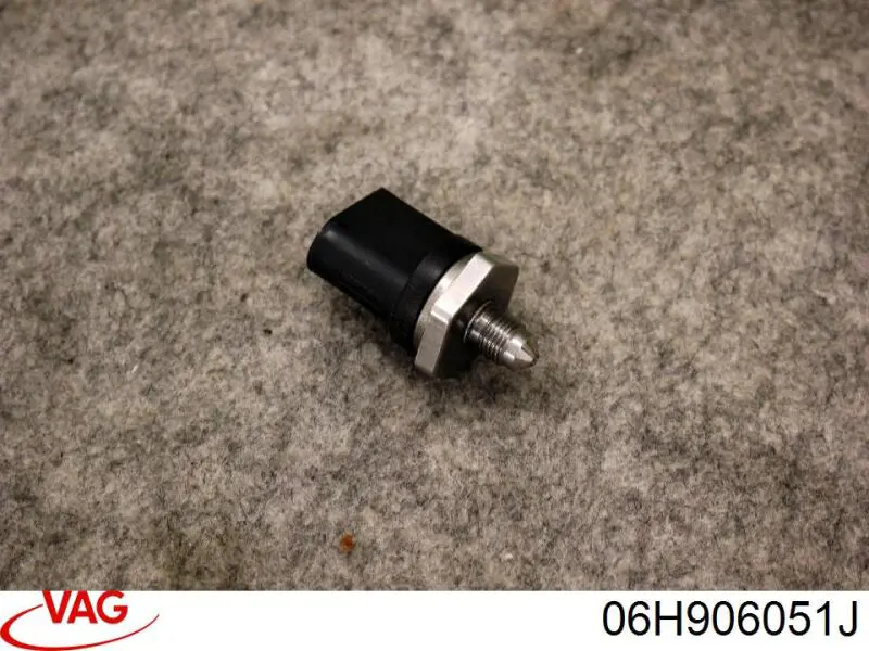 Czujnik ciśnienia paliwa VAG 06H906051J cena, od 50,90 USD