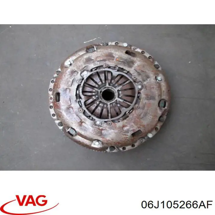 Koło zamachowe silnika VAG 06J105266AR