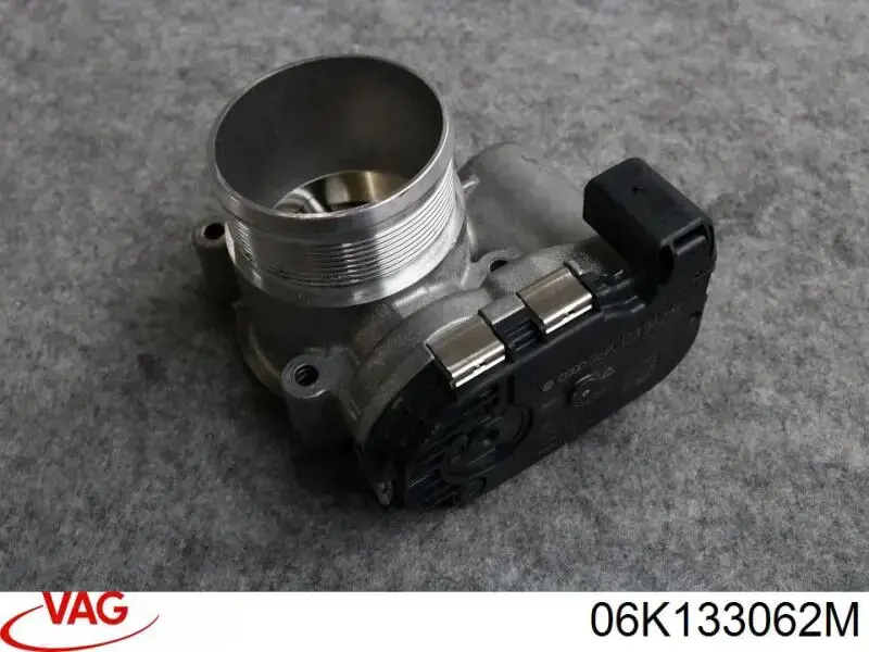 Przepustnica, komplet VAG 06K133062M