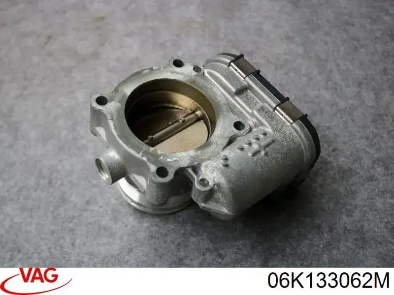 06K133062M VAG Przepustnica, komplet