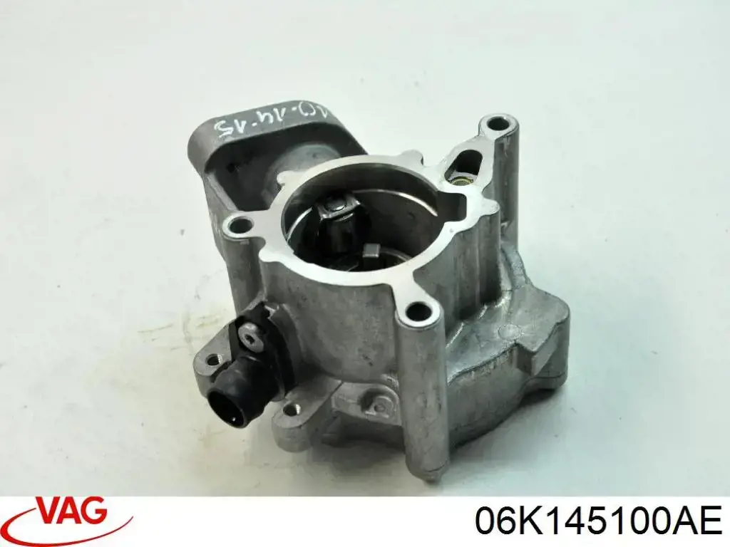 Do koszyka Pompa podciśnienia Audi A4 B9 8W2, 8WC