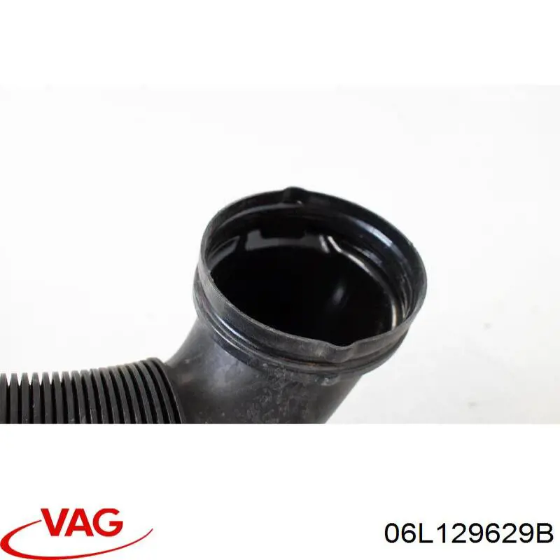 06L129629B VAG Króciec powietrza, wylot filtra powietrznego