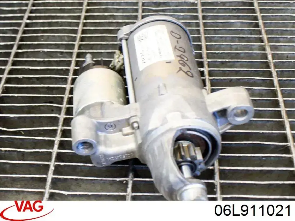 Do koszyka 06L911021 VAG Rozrusznik