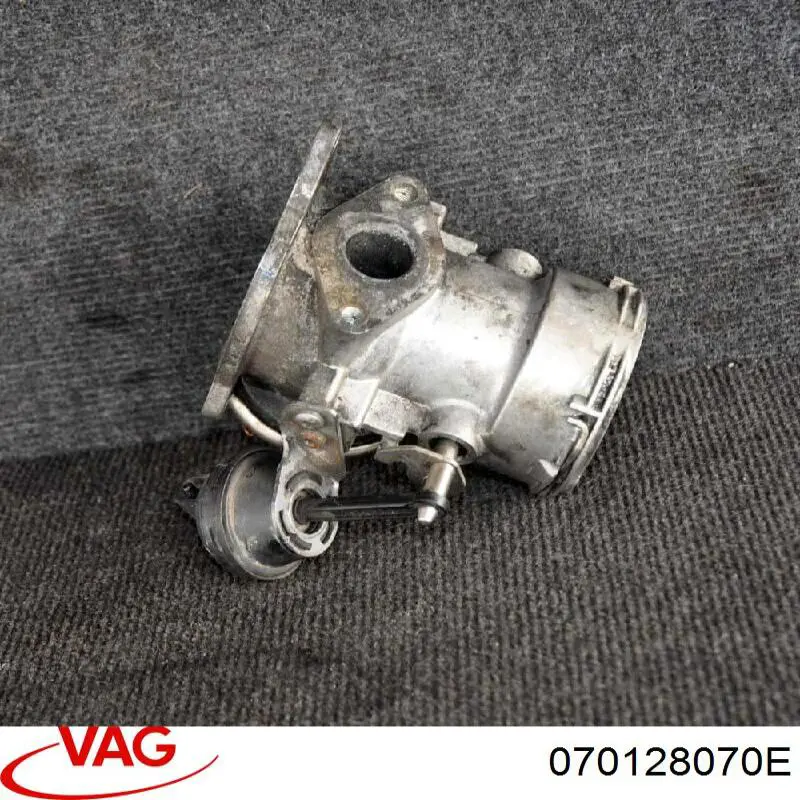 Zawór recyrkulacji spalin EGR 070128070E VAG
