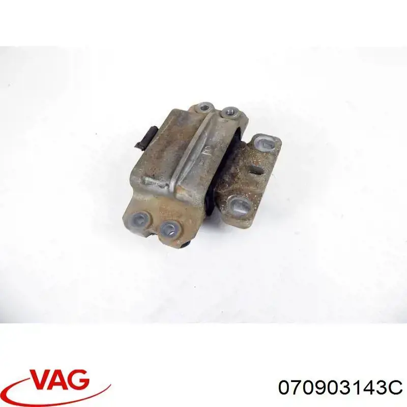 Wspornik alternatora Volkswagen Touareg I