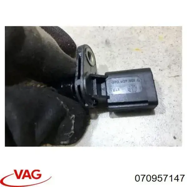 Czujnik położenia wału korbowego VAG 70957147 cena, od 176,69 USD