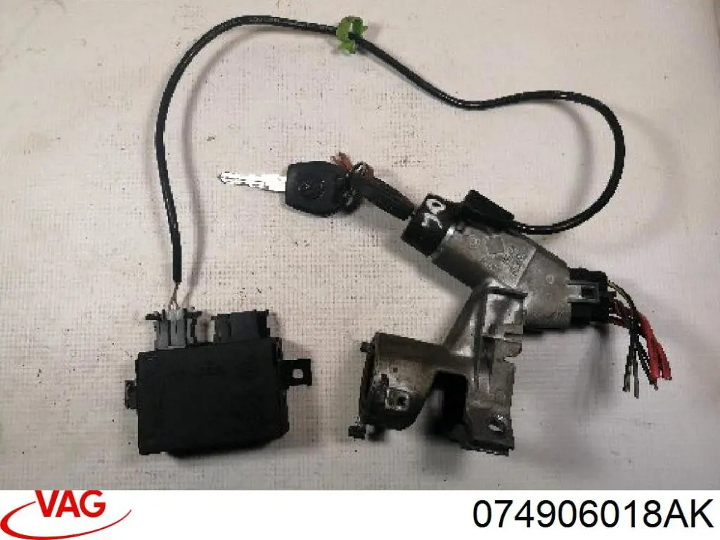 Do koszyka Sterownik silnika Volkswagen Transporter T4 70B, 70C, 7DB, 7DK, 70J, 70K, 7DC, 7DJ