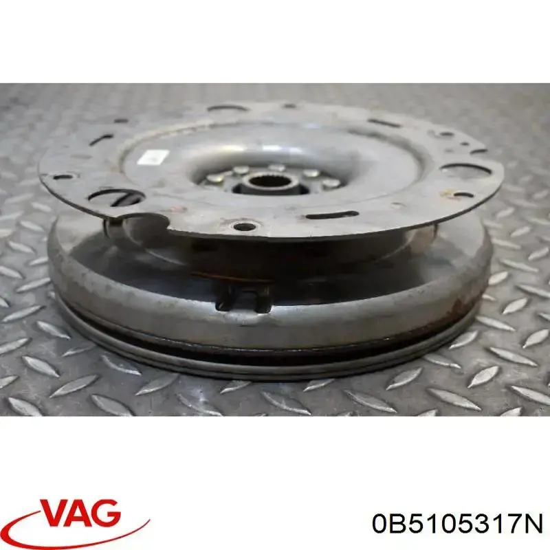 0B5105317N VAG Koło zamachowe silnika