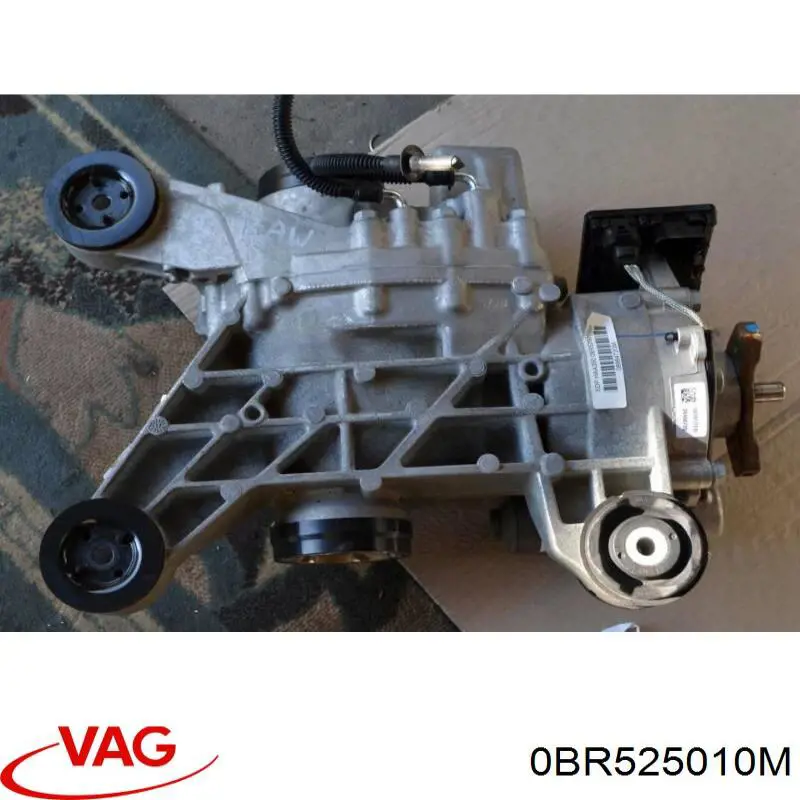 0BR525010M VAG Reduktor mostu tylnego