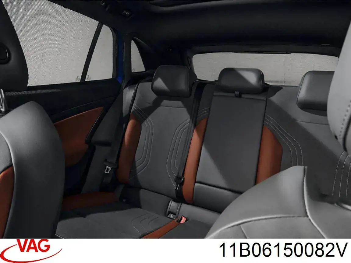 11B06150082V VAG Dywaniki przód+tył, komplet