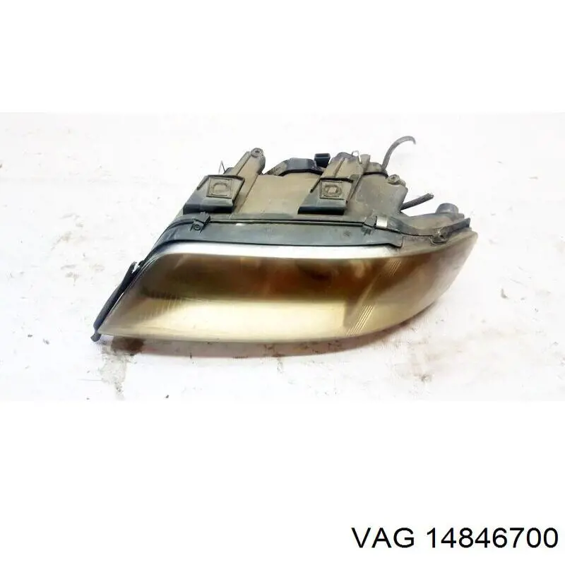 14846700 VAG Reflektor lewy