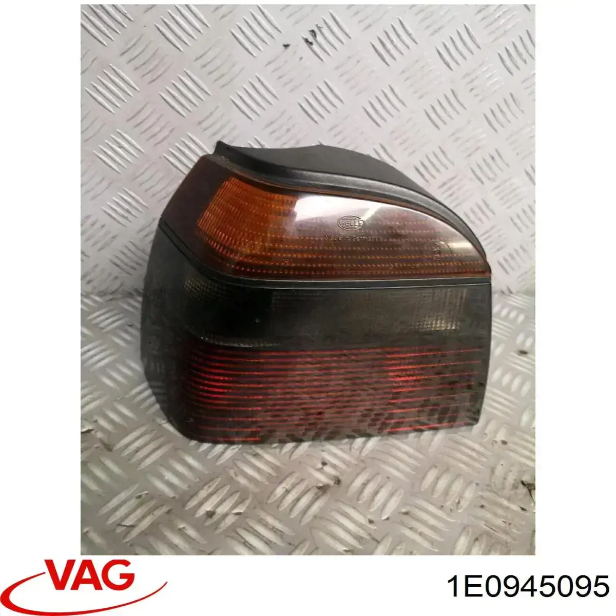 44119A3LUE Depo/Loro/Abakus Lampa zespolona tylna lewa