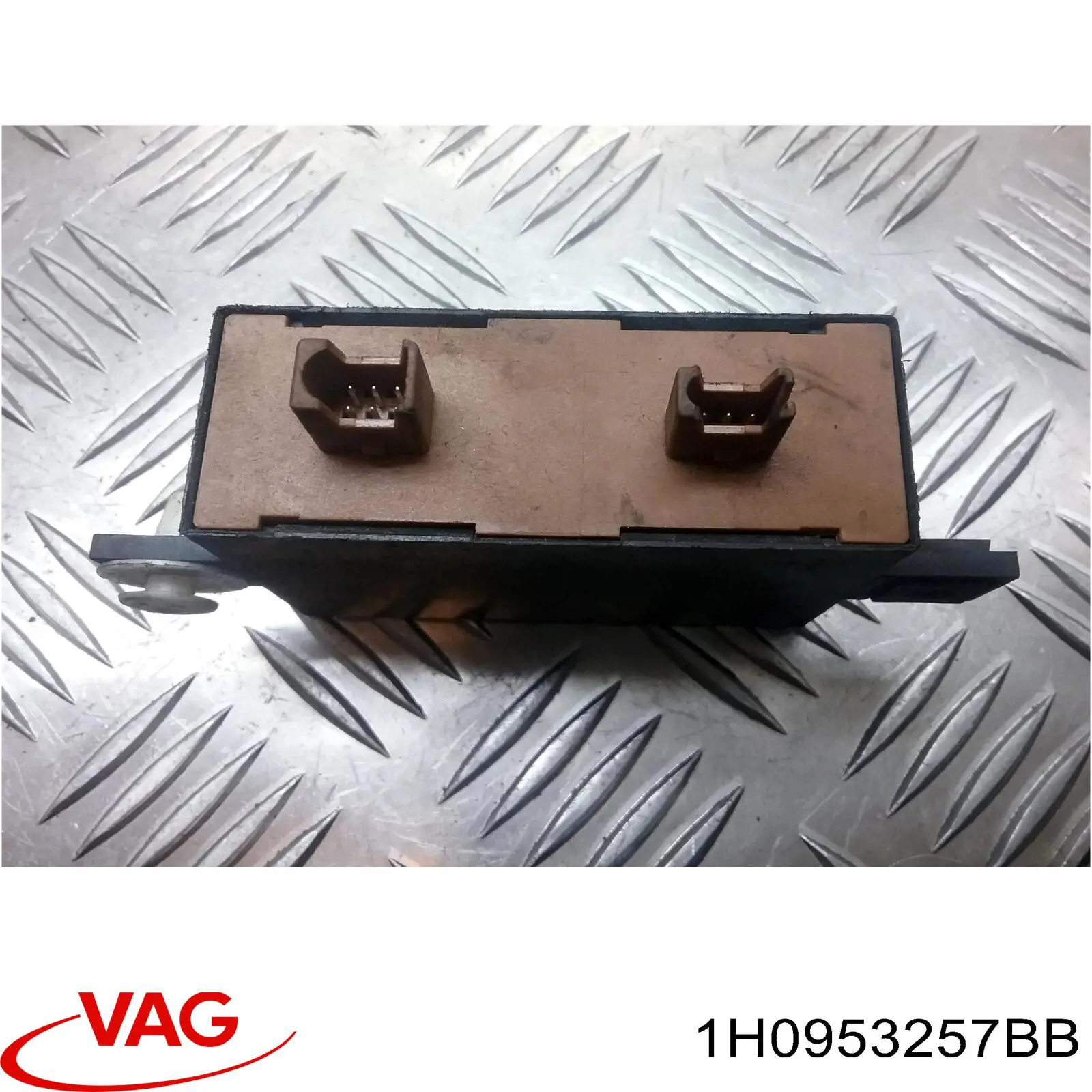 Do koszyka 1H0953257BB VAG 
