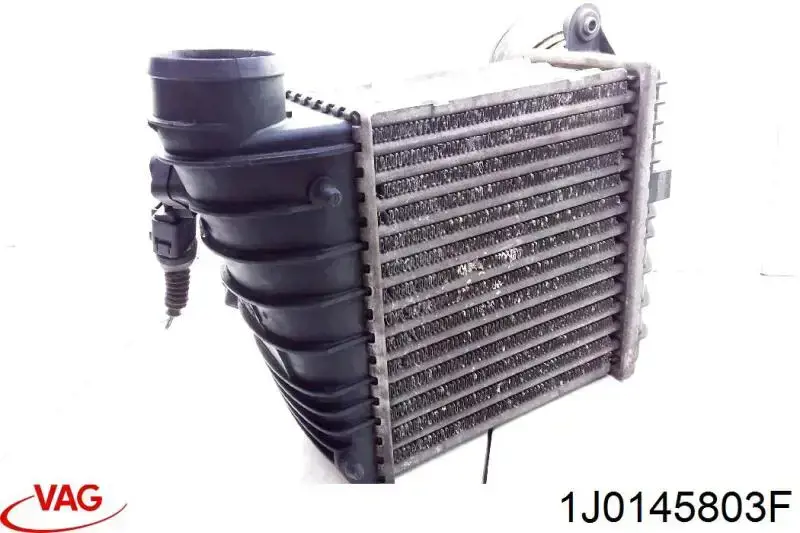 1J0145803F VAG Chłodnica intercoolera