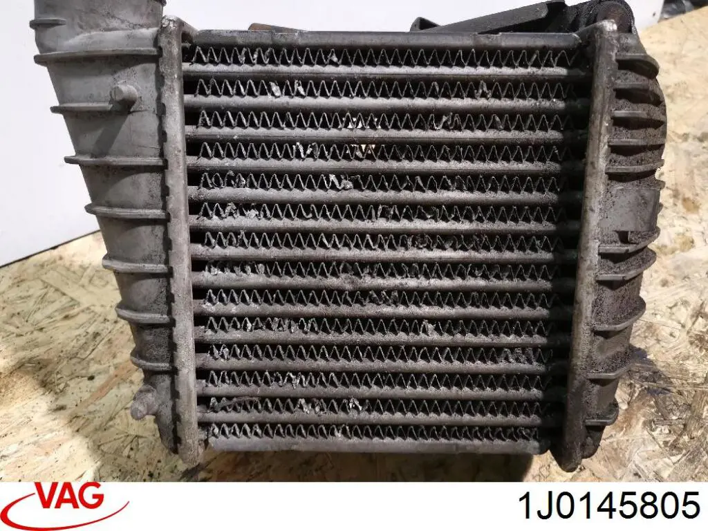 Do koszyka 1J0145805 VAG Chłodnica intercoolera