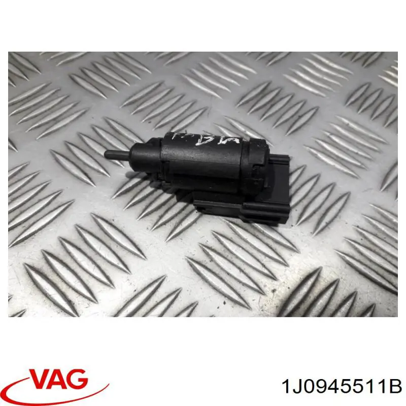 Do koszyka 1J0945511B VAG Czujnik włącznika świała stop