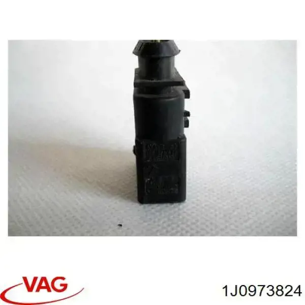  VAG 1J0973824 cena, od 11,69 USD