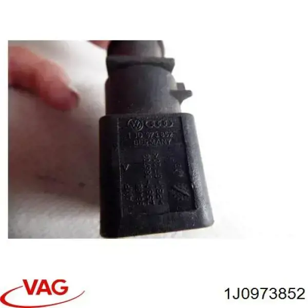 Wentylator elektryczny układu chłodzenia kompletny (silnik+wirnik) 1J0973852 VAG