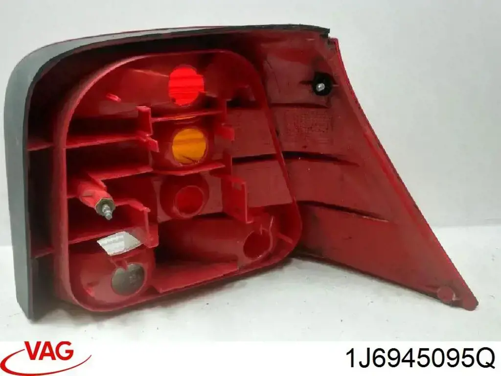 Do koszyka 1J6945095Q VAG Lampa zespolona tylna lewa