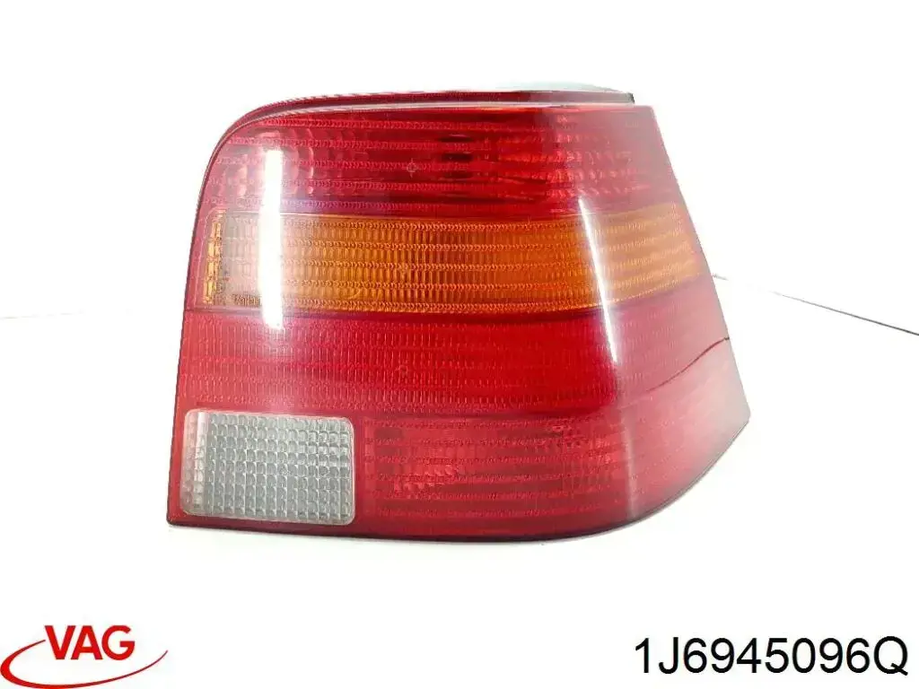 Do koszyka 1J6945096Q VAG Lampa zespolona tylna prawa