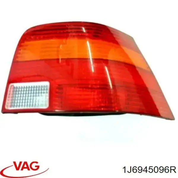 Lampa zespolona tylna prawa VAG 1J6945096R cena, od 62,99 USD