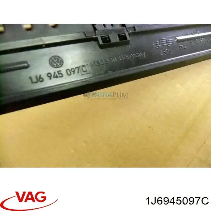 Lampa stop tylna dodatkowa Volkswagen Golf IV hatchback (1J1) (1997 - 2008) cena, od 37,46 USD