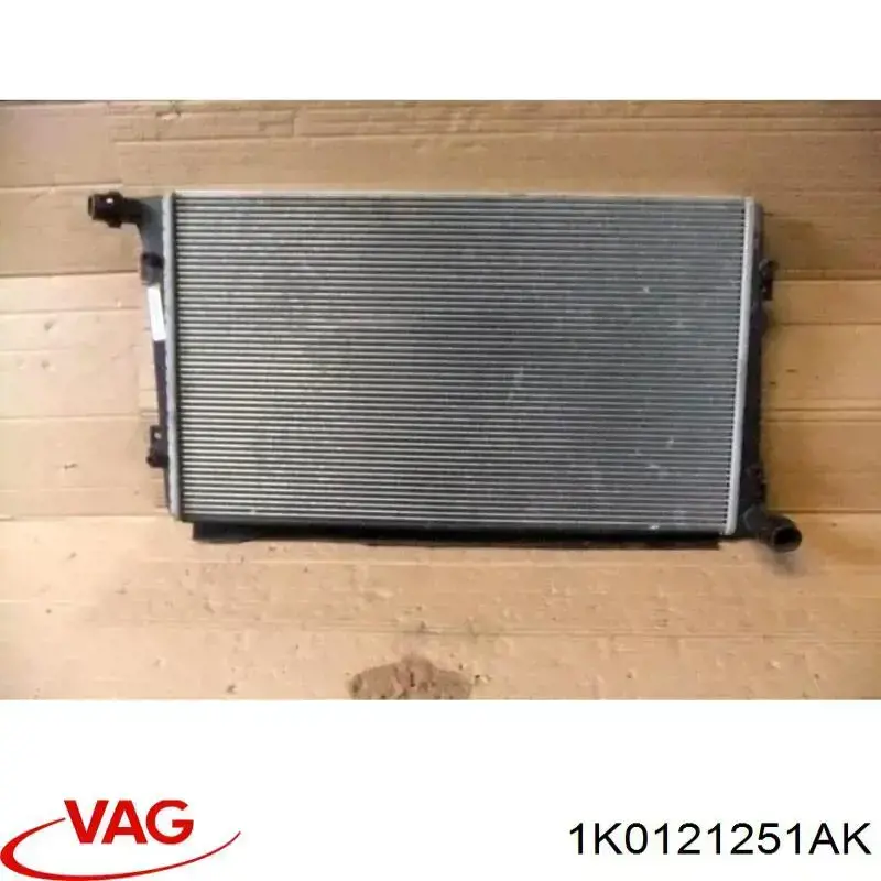 Do koszyka 1K0121251AK VAG Chłodnica silnika
